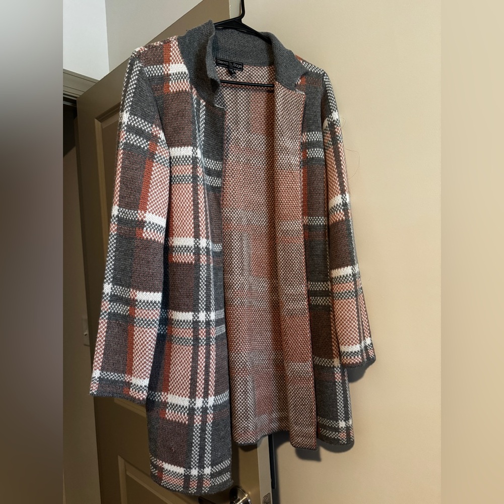 Plaid Women's Cardigan